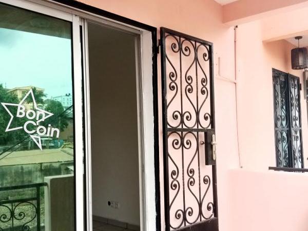 Appartement moderne à louer à Yaoundé, Fouda