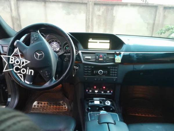Mercedes Benz C300 année 2014 immatriculée 