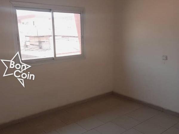 Appartement moderne à louer à Tsinga, Yaoundé 