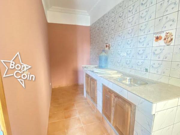 Studio moderne à louer à Logpom, Douala