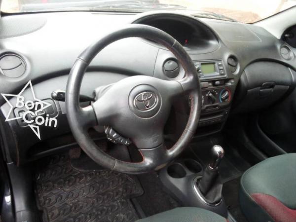 Toyota yaris 2005