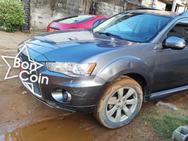 Mitsubishi Outlander 2010