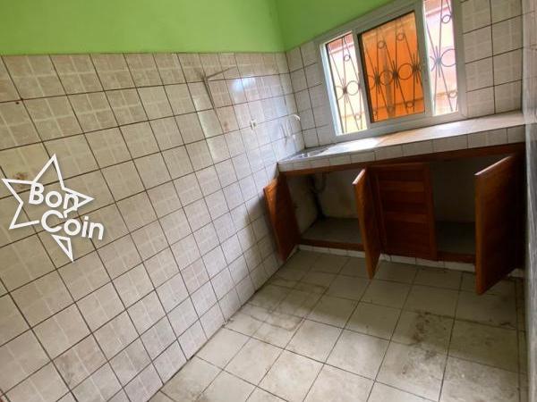 Appartement à louer à Kotto, Douala