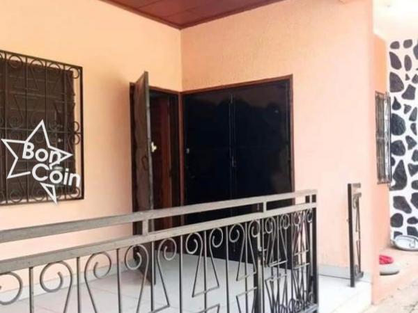 Villa haut standing à louer à Omnisports, Yaoundé