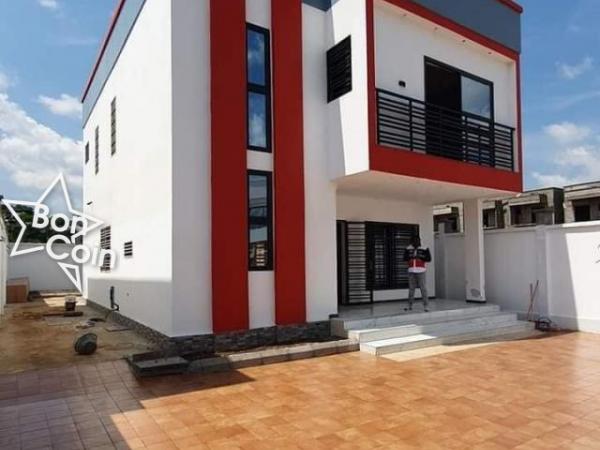 Duplex à vendre à Yaoundé, Olembé