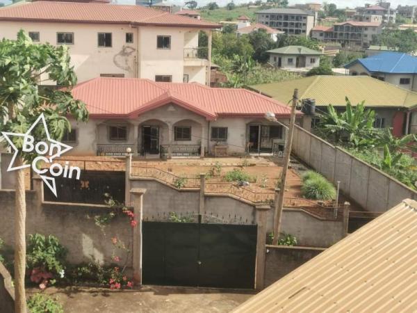 Villa à vendre à Yaoundé, Odza