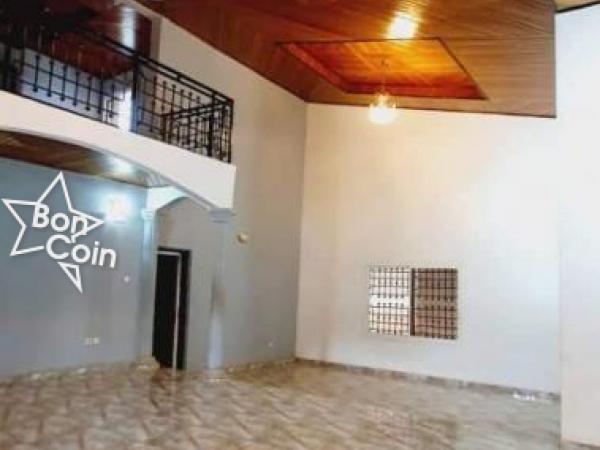 Duplex à louer à Yaoundé, Emana