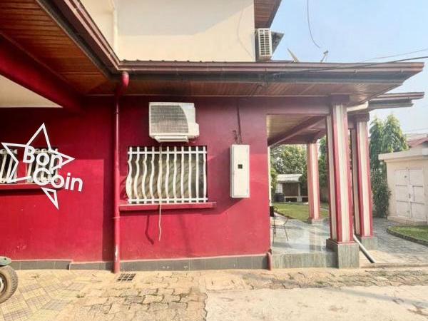 Duplex 5 chambres à louer à Douala, Makepe