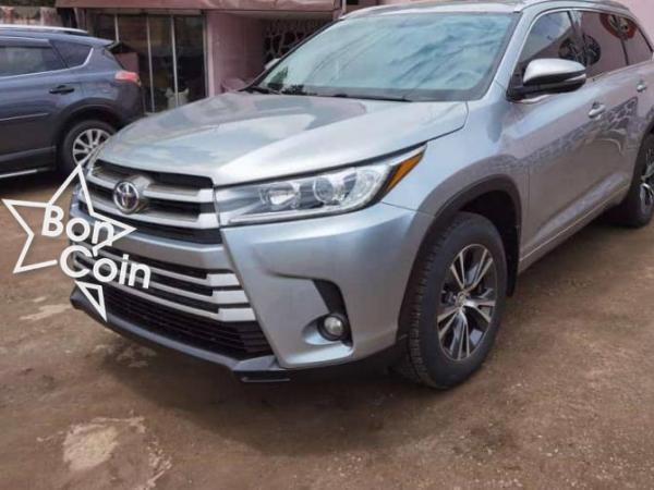 TOYOTA HIGHLANDER 2016