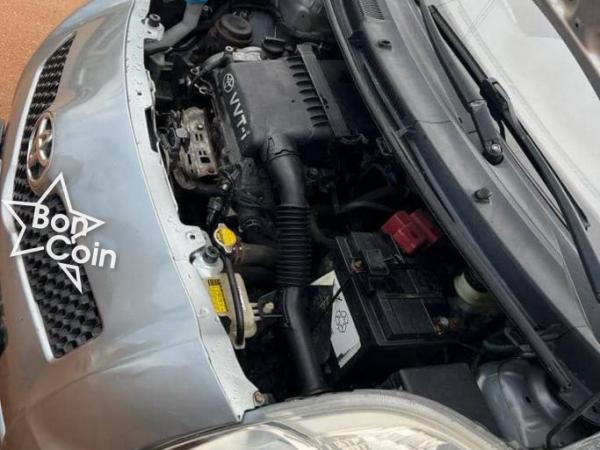 TOYOTA YARIS 2008