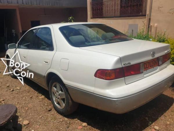 TOYOTA CAMRY 2001