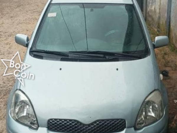 TOYOTA YARIS 2005