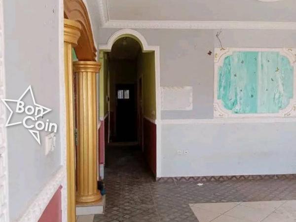VILLA  A LOUER A ETOUDI, YAOUNDE