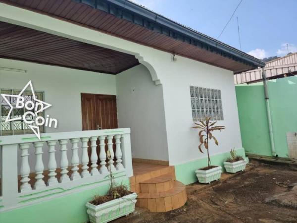 VILLA  A LOUER  A BANKOLO, YAOUNDE