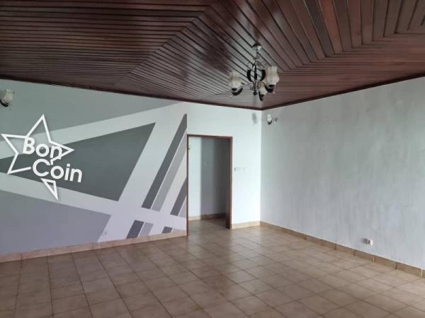 VILLA  A LOUER  A BANKOLO, YAOUNDE