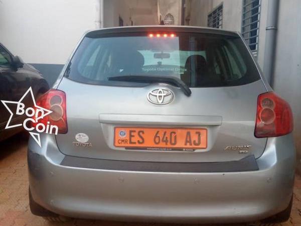 TOYOTA AURIS 2010