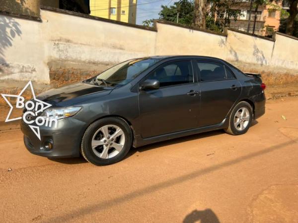 TOYOTA COROLLA S ÉDITION 2013