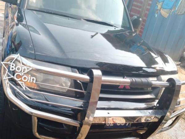 Mitsubishi Montero 2002