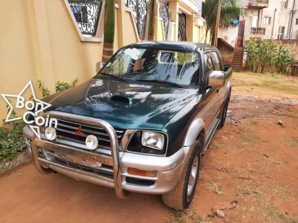 MITSUBISHI L200 2005