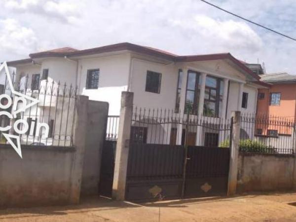 Duplex à vendre à Odza, Yaoundé 