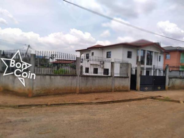 Duplex à vendre à Odza, Yaoundé 