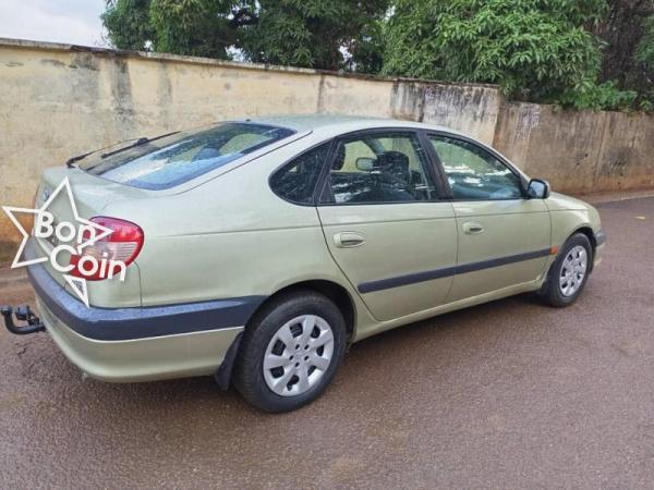 TOYOTA AVENSIS LIFTBACK 2002