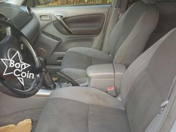 TOYOTA RAV4 ÉDITION 2002
