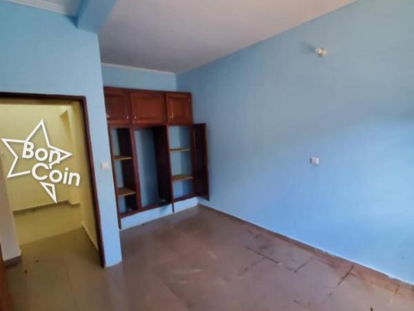 Appartement individuel 3 Chambres à louer à Odza, Yaoundé