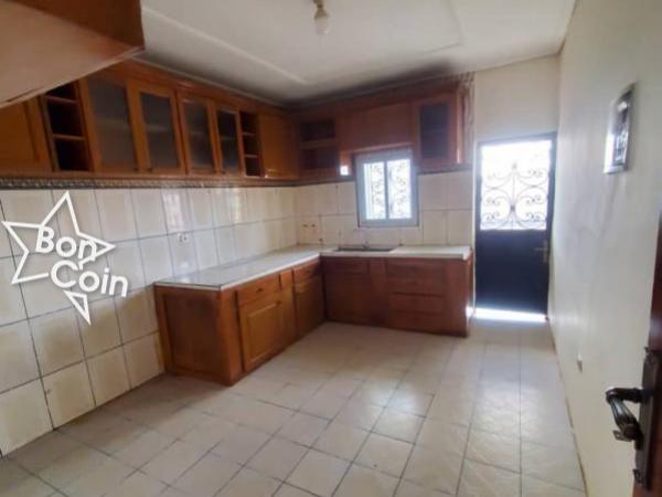 Appartement individuel 3 Chambres à louer à Odza, Yaoundé