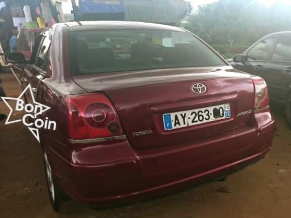 TOYOTA AVENSIS 2004