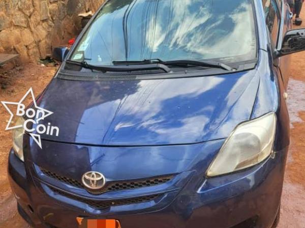 TOYOTA YARIS BERLINE 2008
