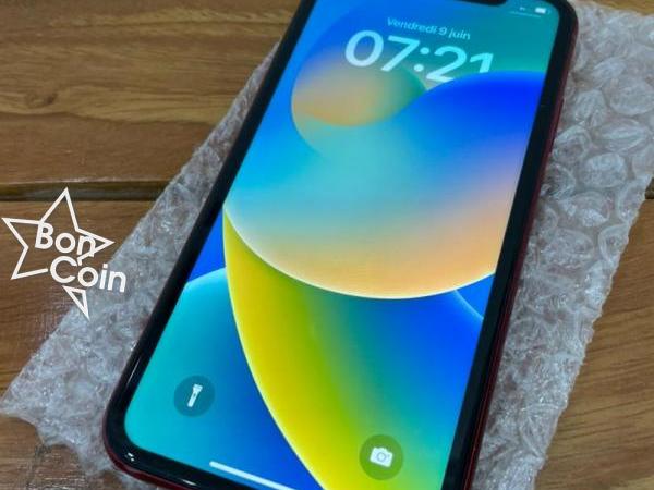 iPhone XR 256Go Red