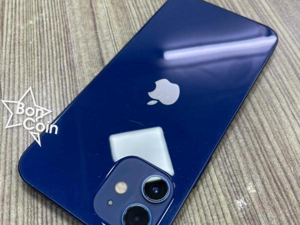 iPhone 12 128Go bleue 