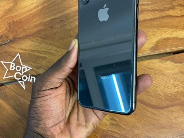 iPhone XS Max 64Go turbo sim 