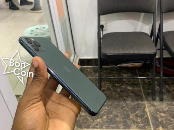 iPhone 11 Pro Max 64Go