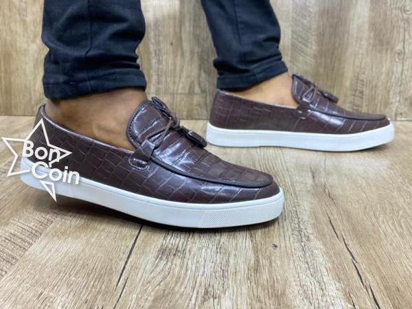 Chaussures homme prix 15 000 FCFA Cameroun Douala Boncoin
