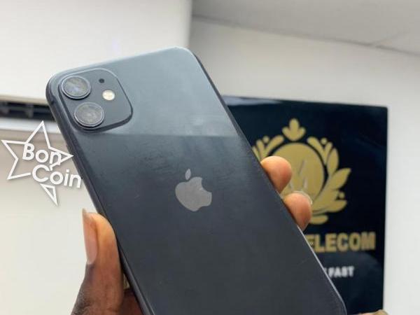 iPhone 11 64Go noir, prix 180,000 FCFA - Cameroun, Douala