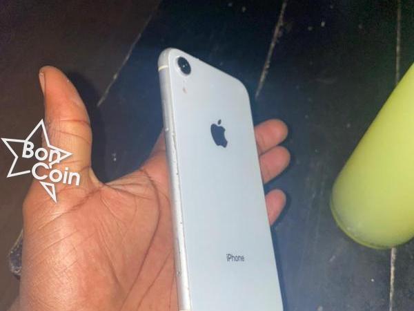 iPhone XR 64Go, face id off 