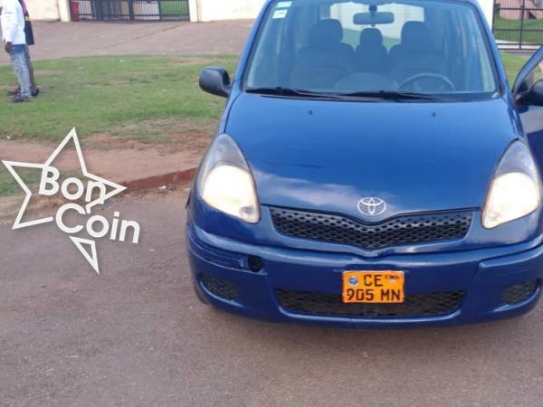 TOYOTA YARIS VERSO 2005