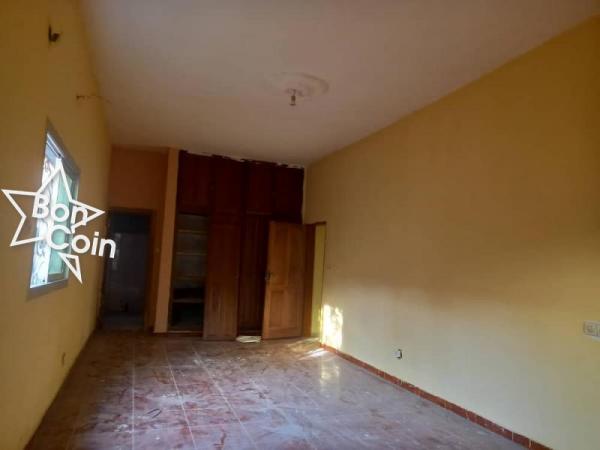 Appartement individuel à louer à Yaoundé, Odza