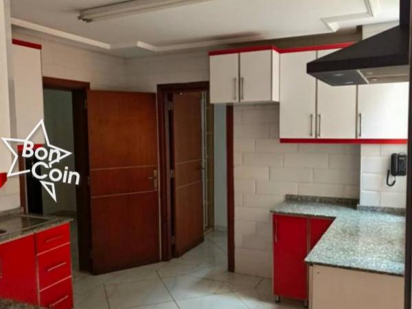 Duplex à louer à Yaoundé, Golf