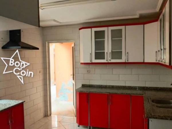 Duplex à louer à Yaoundé, Golf