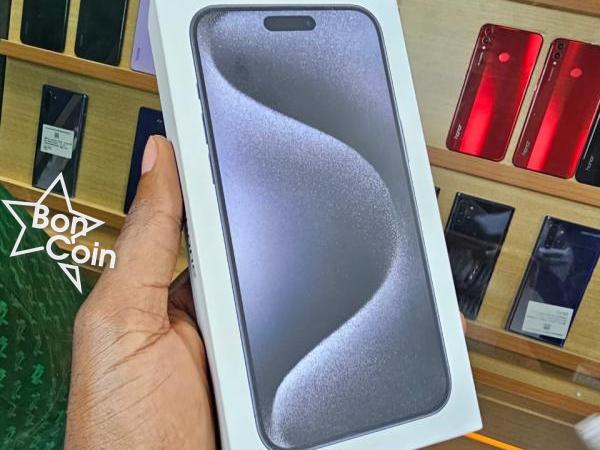IPHONE 15 PRO MAX  1TERA SCELLE