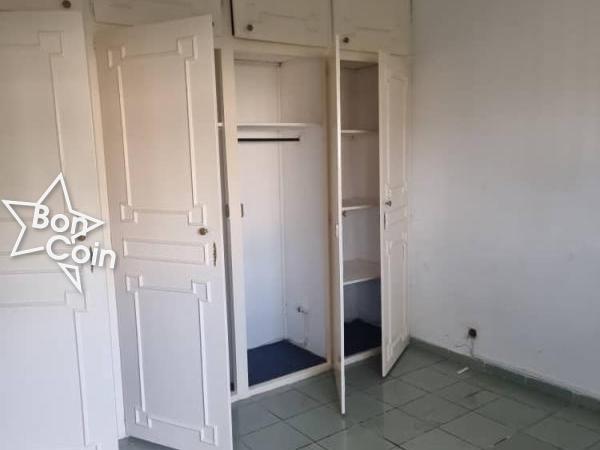 DUPLEX 7 CHAMBRES À LOUER À BASTOS, YAOUNDE