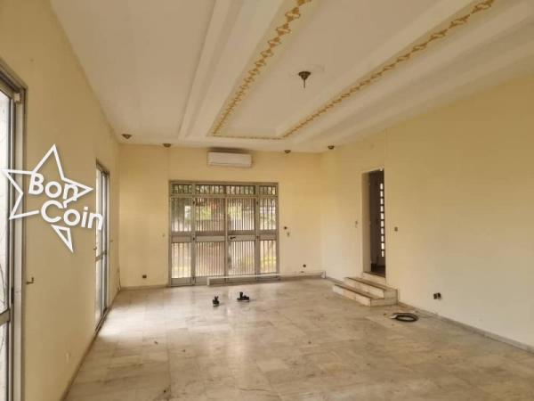 DUPLEX 7 CHAMBRES À LOUER À BASTOS, YAOUNDE