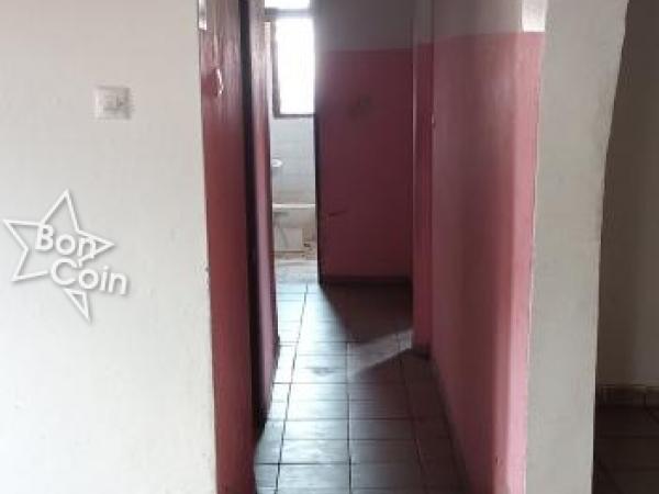 Duplex à vendre à Ngoussou, yaoundé