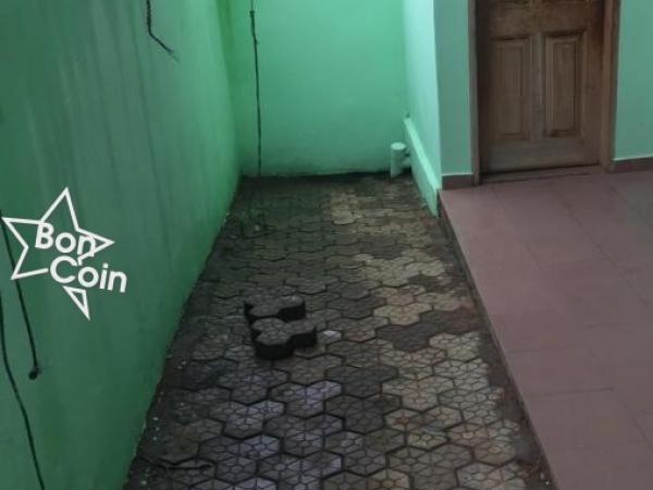 Appartement à louer à Omnisports, Yaoundé