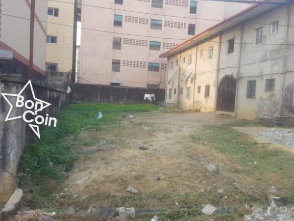 CITE A VENDRE A NDOGBONG, DOUALA