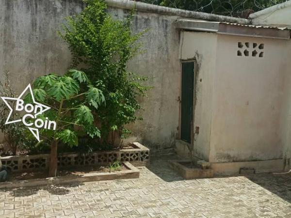 Maison à vendre à Lainde, Garoua