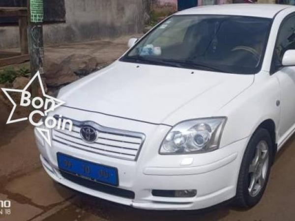 Toyota Avensis liftback 2005 